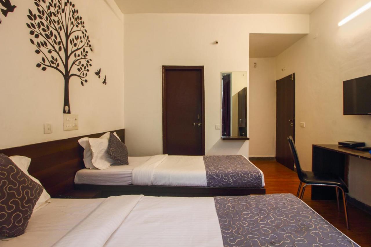 Oyo 3802 Hotel Nirmal Residency Aurangābād Extérieur photo